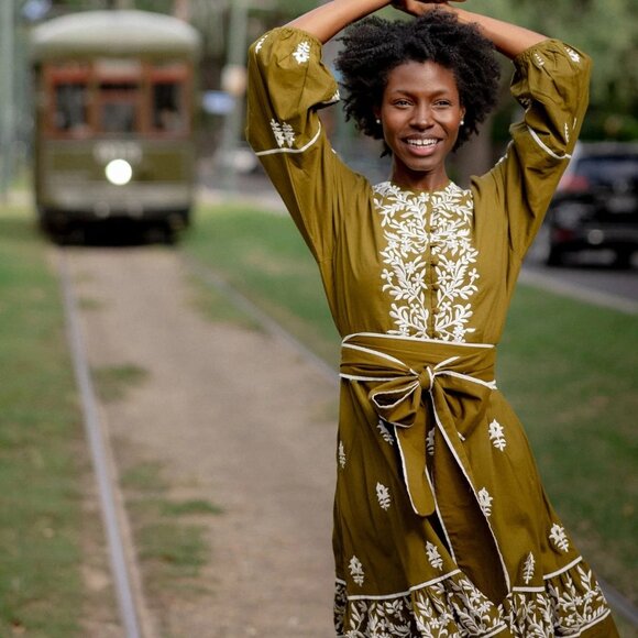 Sue Sartor Jewel Neck Sue Sartor Flounce Dark Matcha Green Embroidered Dress - Picture 3 of 10